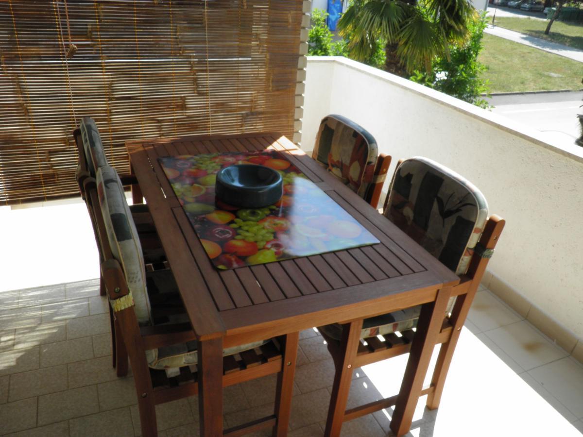 Apartment Bianca Porec Bagian luar foto